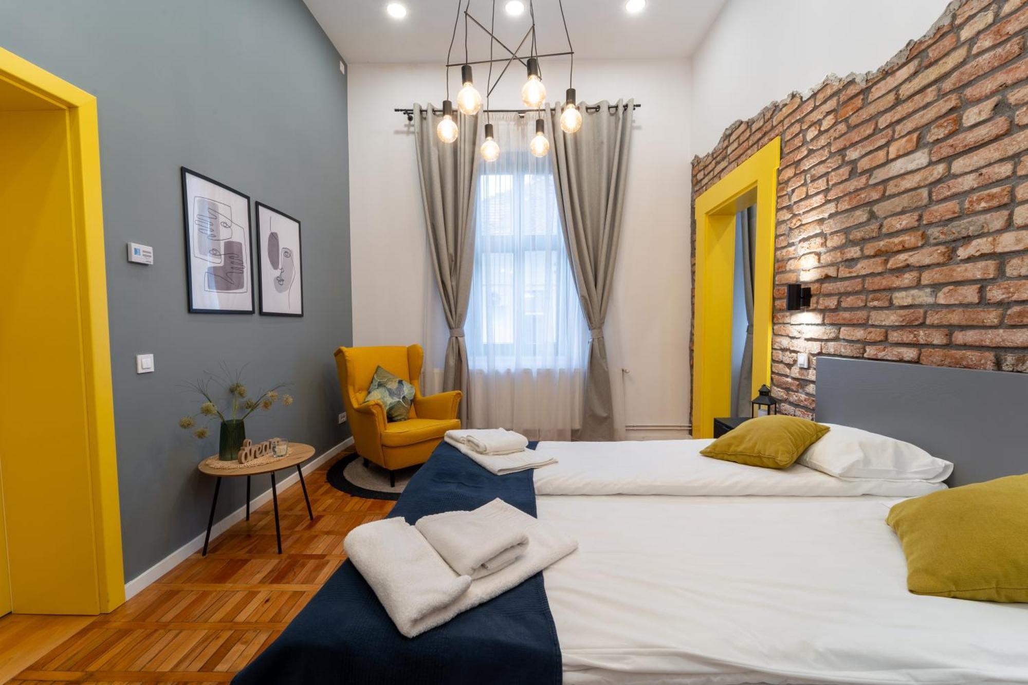 5 Star Luxury Studio-Old Town Center Cluj-Napoca Eksteriør bilde